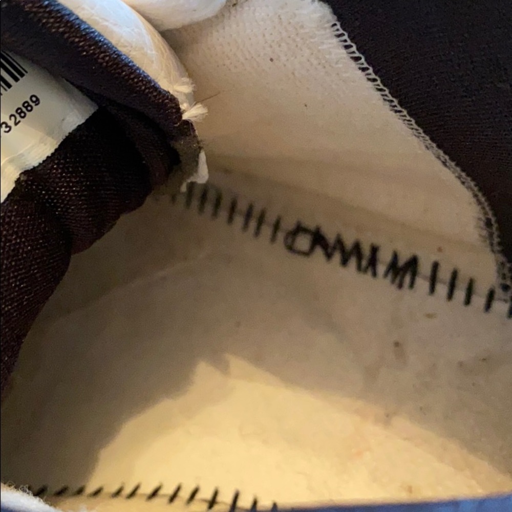 Air Jordan’s Sneakers - Picture 5 of 10